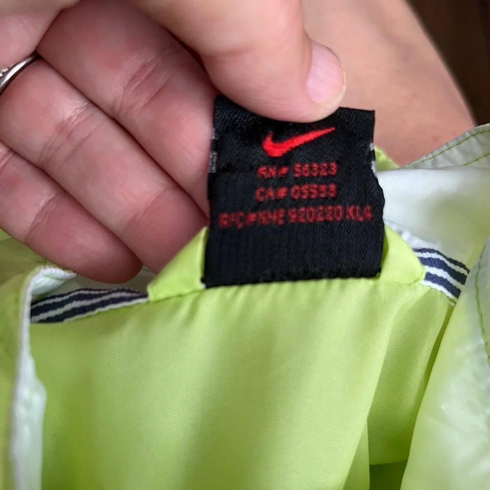 💥💥💥Nike Windbreaker